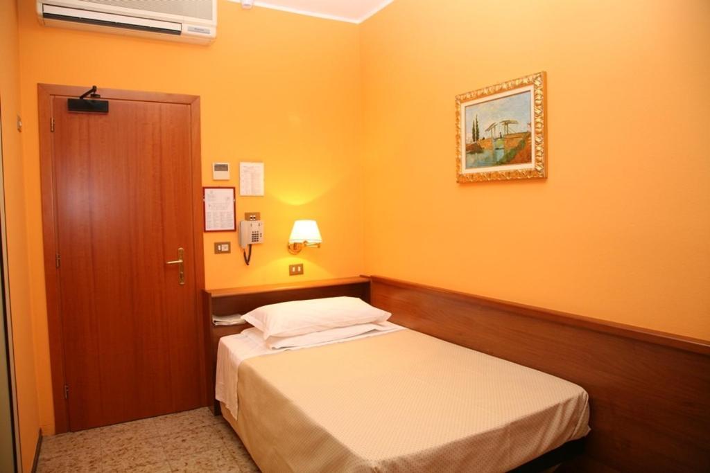 Hotel San Pellegrino Spilamberto Exterior photo